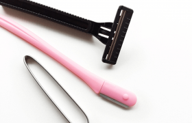 02 自己処理による黒ずみなど肌トラブルを解消できます