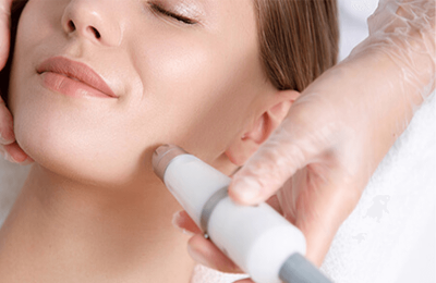 01 メラニン色素を徹底的に破壊